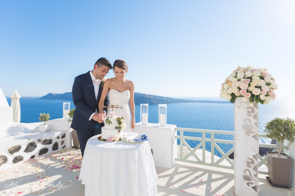Santorini wedding photoshoot Fanari Villas