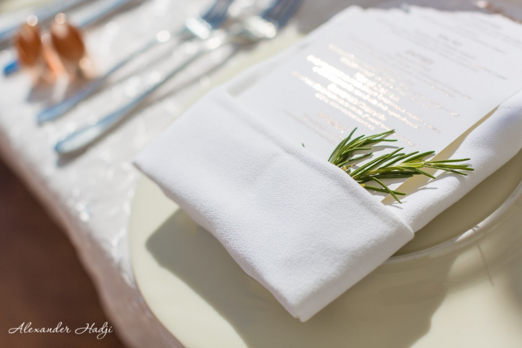 Santorini wedding photoshoot wedding dinner