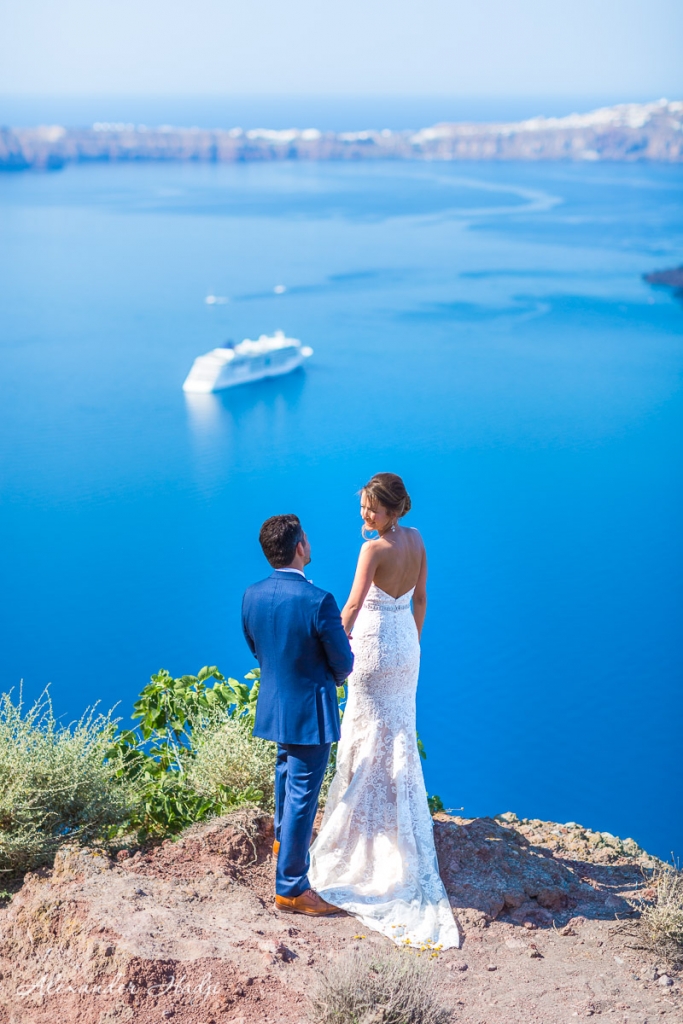 Santorini wedding photoshoot next day photography